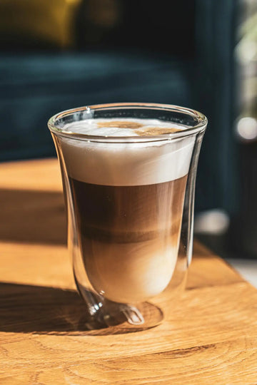Perfekten Latte Macchiato zubereiten – 5 häufige Fehler und wie du sie vermeidest