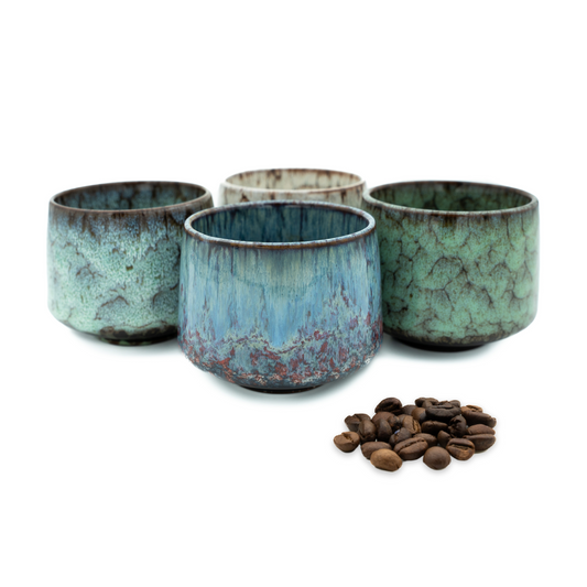 Hochwertige Steinguttassen