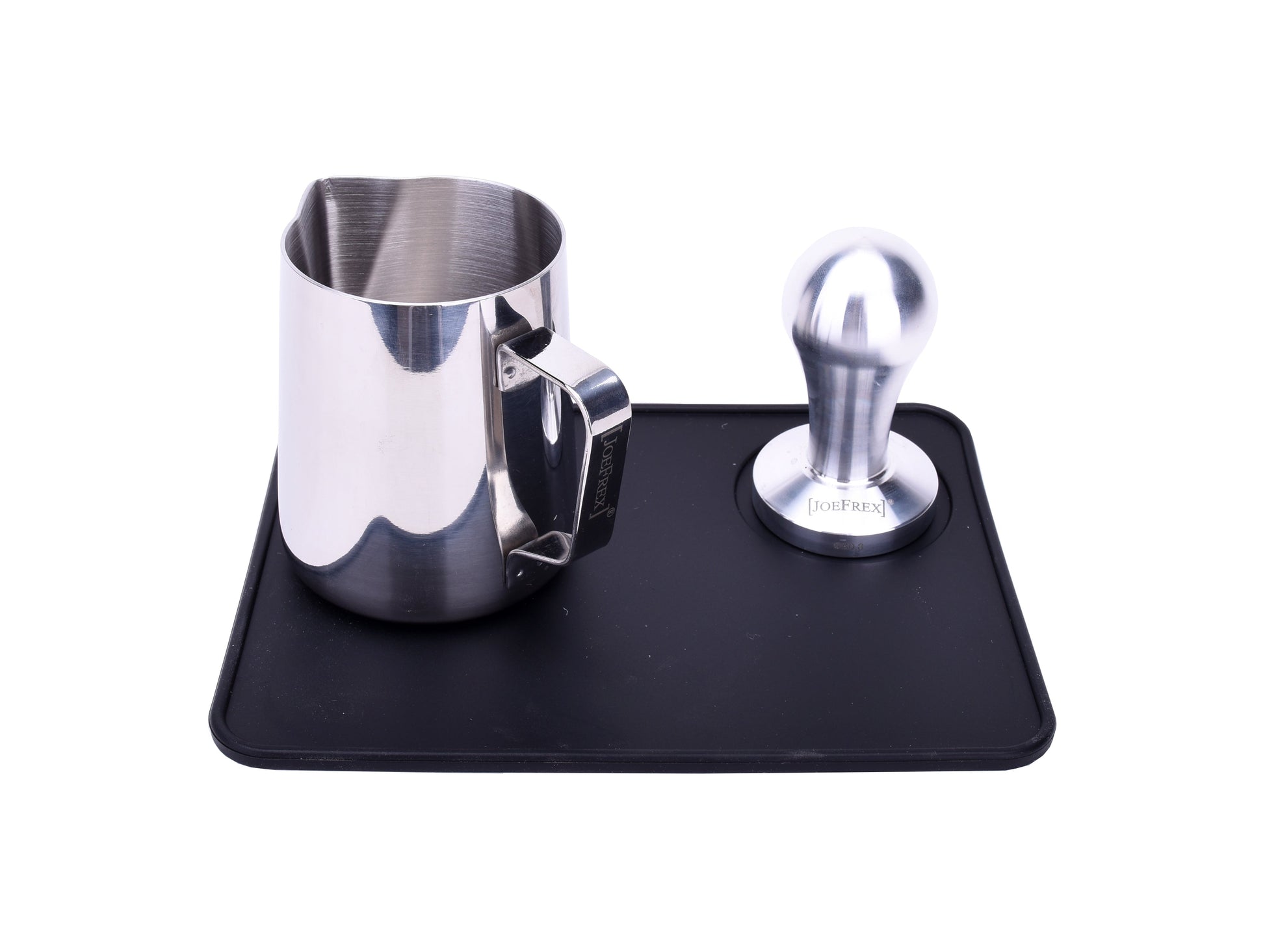 JoeFrex Tampermatte Schwarz mit Tamper und Milchkanne