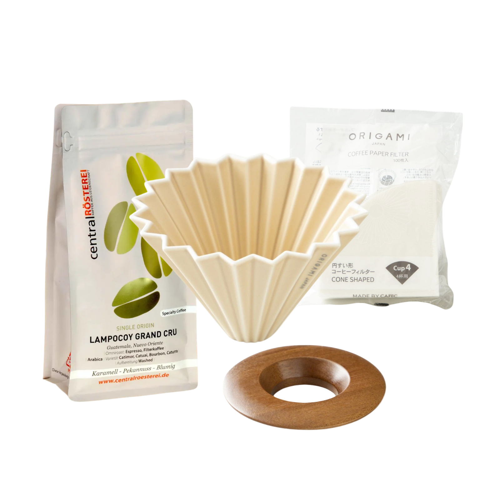 Matt-Beige-Origami-dripper-set-mit-Kaffeebohnen